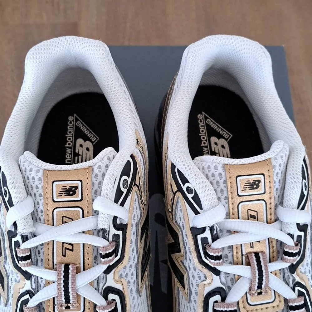 New Balance Kids' 740 Sneakers - Color: White/Gold/Black - Size: Kids 5.5 - Picture 3 of 9